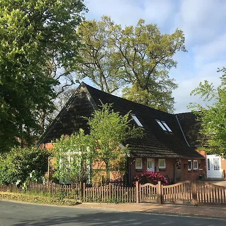 Ferienapartment Kastanje Apartman *