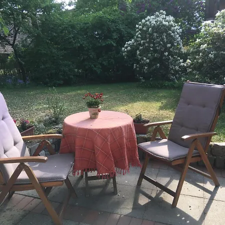 Ferienapartment Kastanje Apartman *